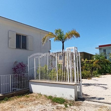 La Villa Degli Dei - Guest House Castellammare di Stabia Exteriör bild