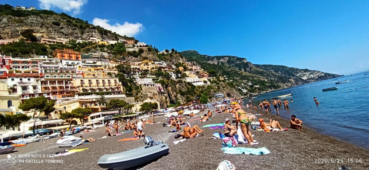 La Villa Degli Dei - Guest House Castellammare di Stabia Exteriör bild